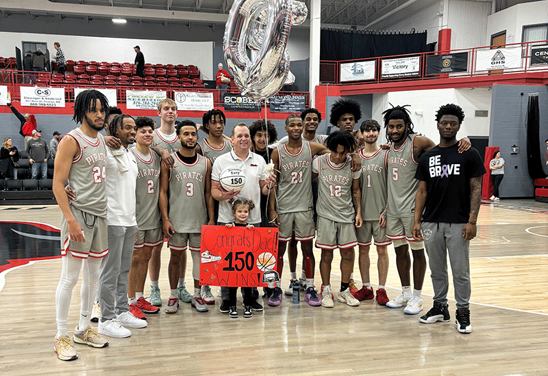 Sophomore Day Success For Pirate's Basketball Over Metropolitan CC: Esry Reaches 150 Wins