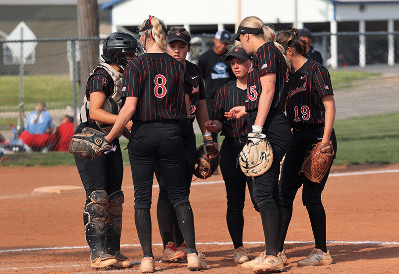 Pirate's Softball Takes 3rd Place At Region Tournament