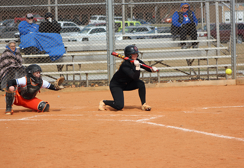 Pirate's Softball Stays Perfect With Home 4-Game Sweep