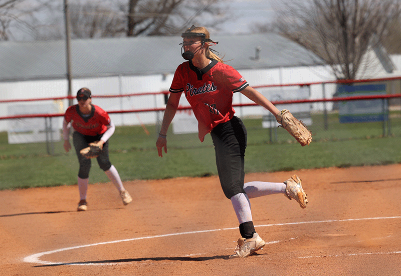 Pirate's Softball Upsets Three Rivers In Sub Region Matchup Behind Rodgers' Strong Pitching