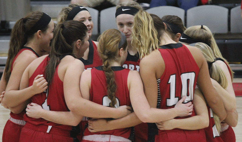 Lady Pirates Fall One Win Shy Of National Tournament